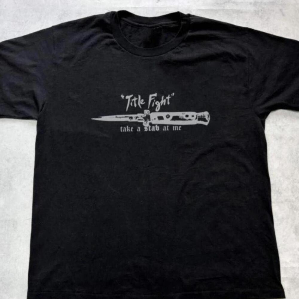Gildan Men Black T-Shirt, Black Title Fight Graphic Tee  Graphictee